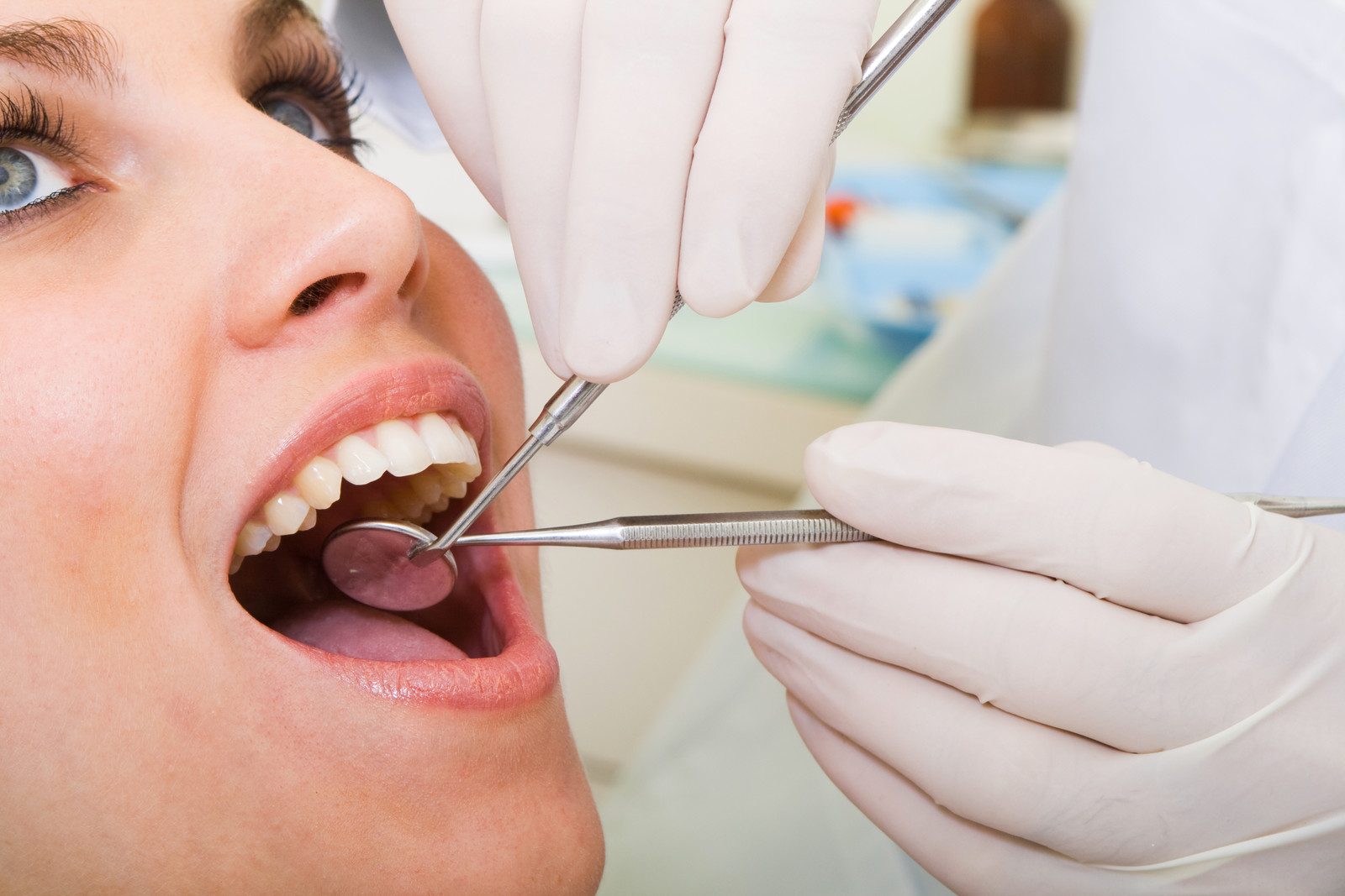 routine-vs-deep-dental-cleanings