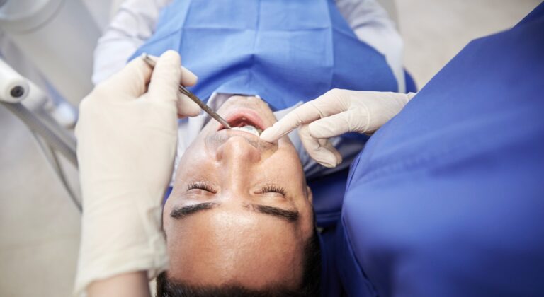 these signs may indicate you require a deep dental cleaning