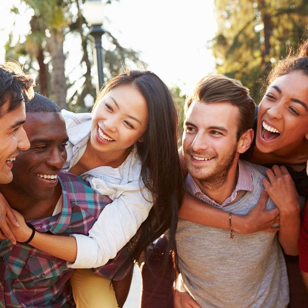 group-of-friends-having-fun.jpg group-of-friends-having-fun.jpg